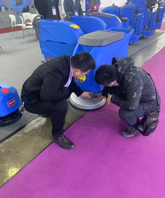 吕梁小型电动洗地机是否适合用于环卫保洁