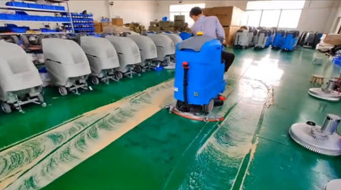 吕梁2023年还在用人工的物业保洁不妨试试洗地机吧